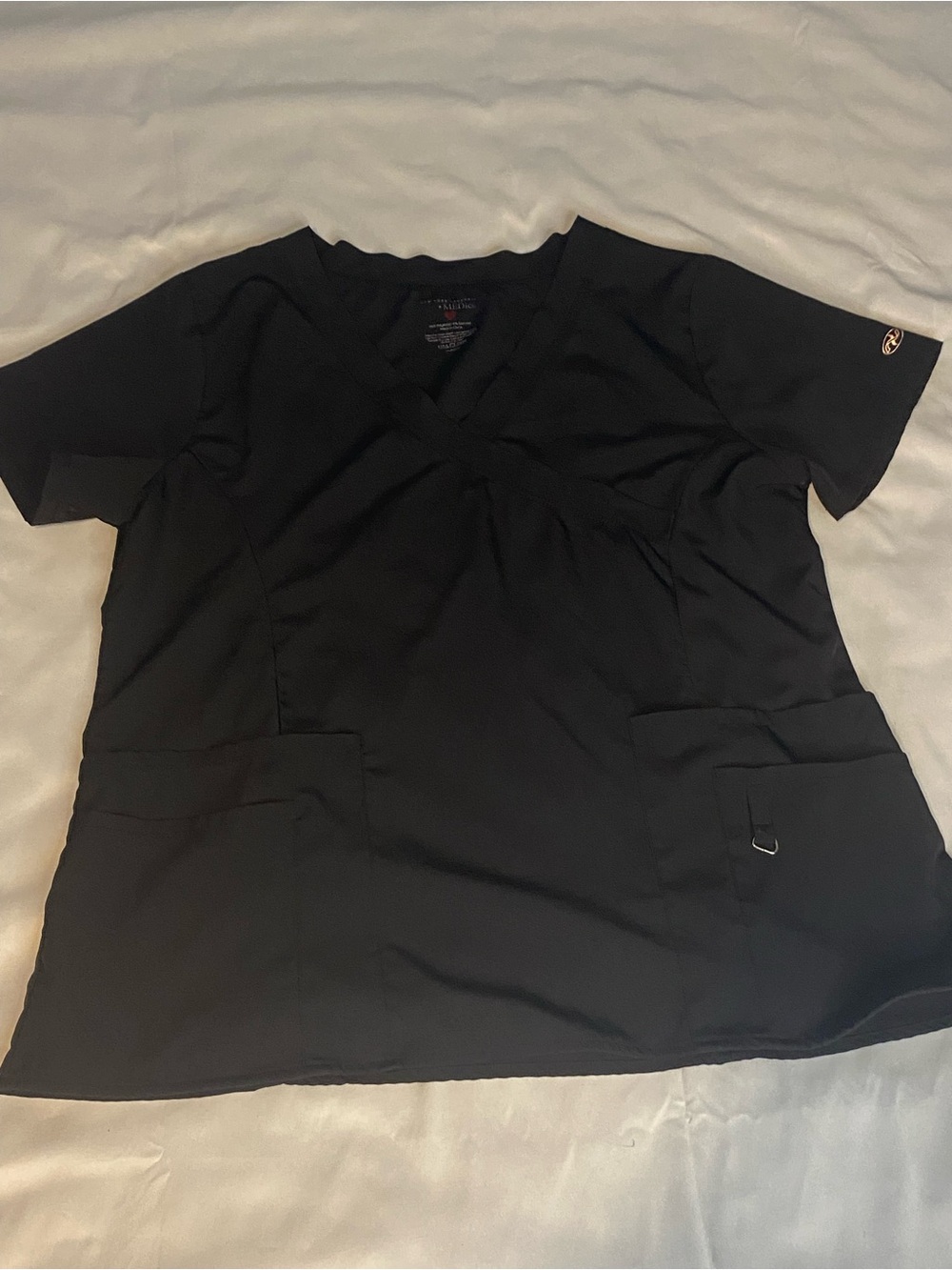 New York Laundry Black V-Neck Short Sleeve Scrub Top